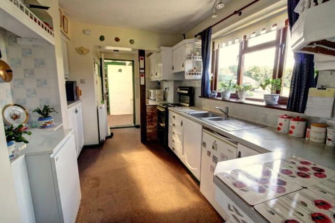 Kitchen 1