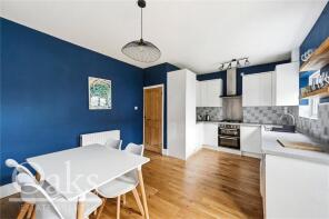 42, Addiscombe Court Road, Croydon CR0 6TQ