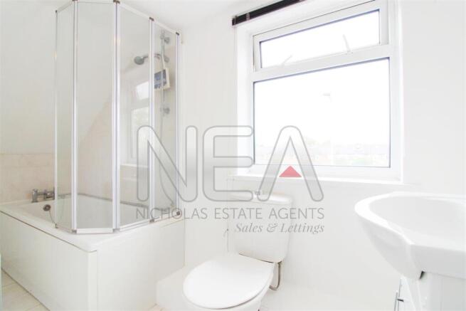 En-suite Bathroom
