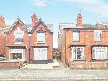 Hurcott Road, Kidderminster, DY10