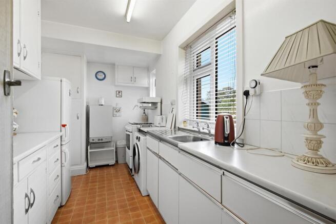 3 bed Semi-Detached for sale Image 7