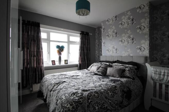 Bedroom 1 (Double)