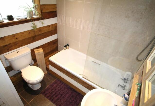 Photo 10