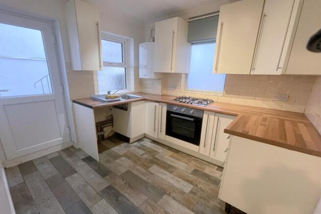 Modern fitted kitche