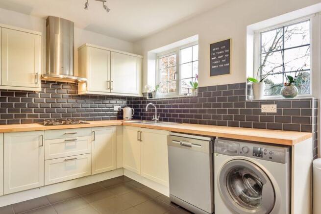 Kitchen shot 3