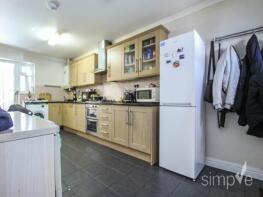 58a, Larch Crescent, Hayes UB4 9DP