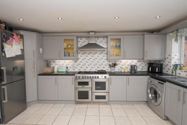 Kitchen And Breakfast Room