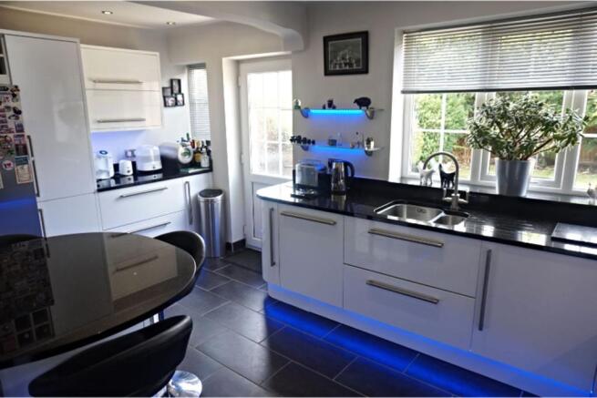 Kitchen/Breakfast