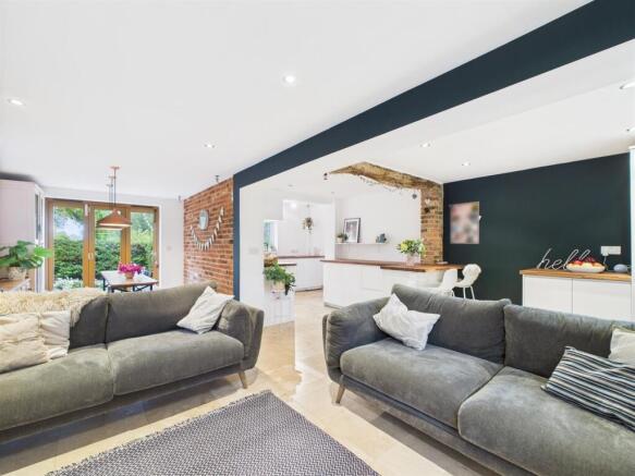 Living Kitchen/Dining/Snug