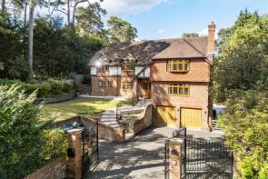 11 Waverhill, Pine Coombe, Croydon CR0 5HS