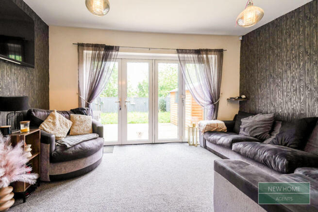 3 bed Semi-Detached for sale Image 5