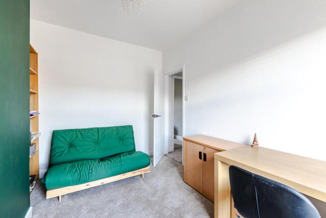 bedroom2b