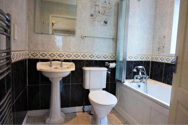 Master En-suite