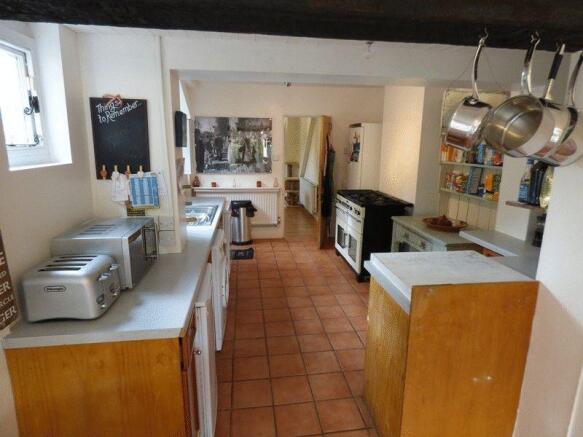 Photo 11