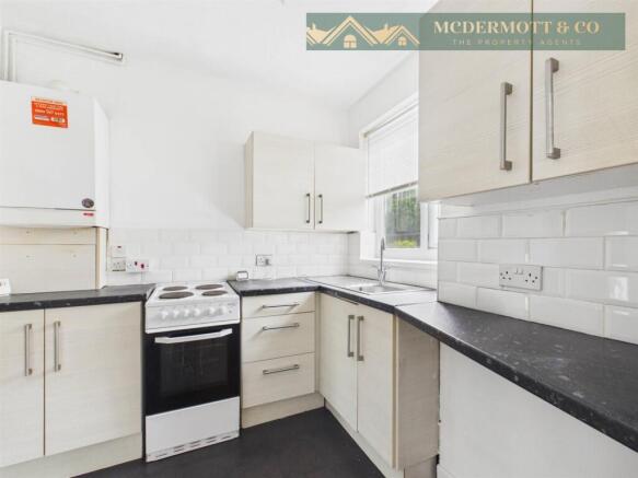Enderby Road, New Moston photo 4
