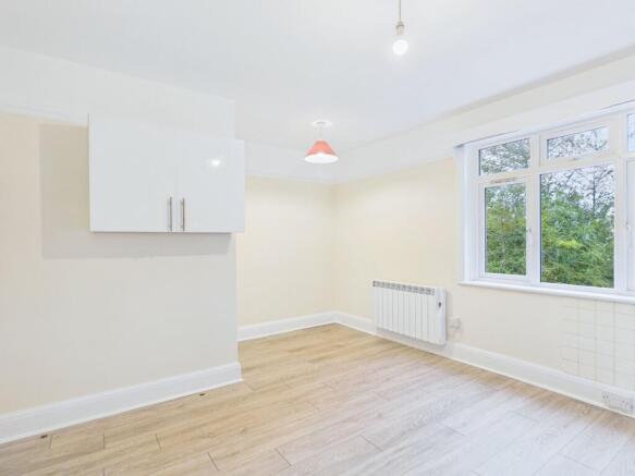 Kitchen/ Dining Room