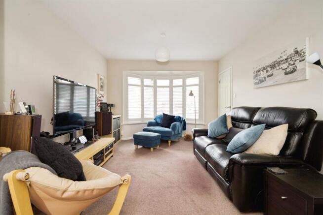 3 bed Detached for sale Image 2