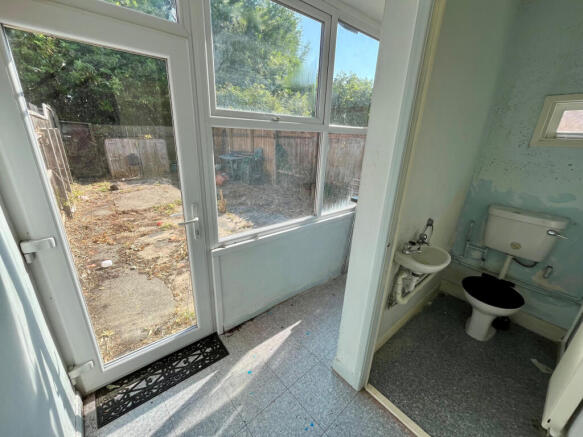 3 bed Terraced for sale Image 5
