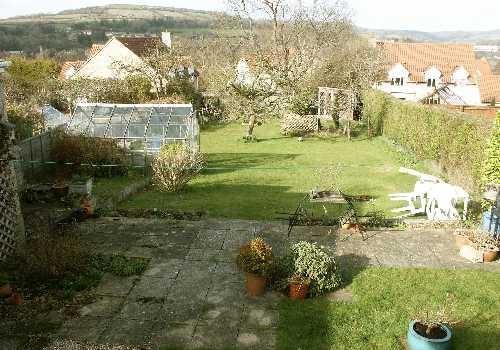 100' rear gardens