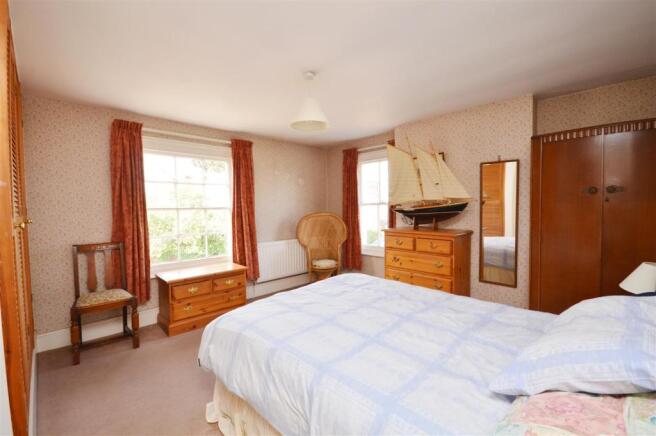 Bedroom 2 Bagallay.JPG