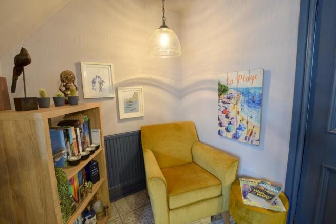 reading corner 2.jpg