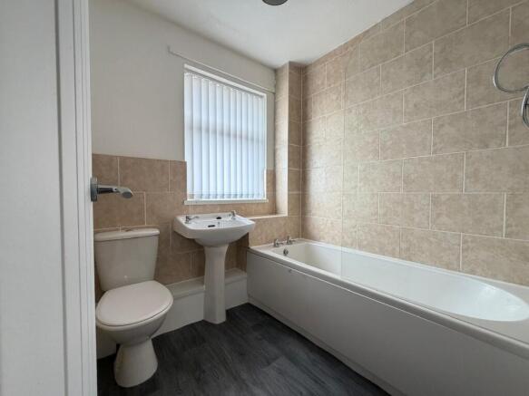 3 bed Terraced for sale Image 7
