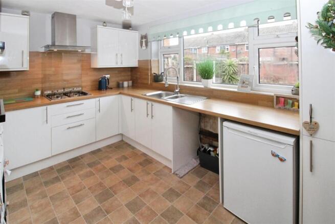 Fitted Kitchen