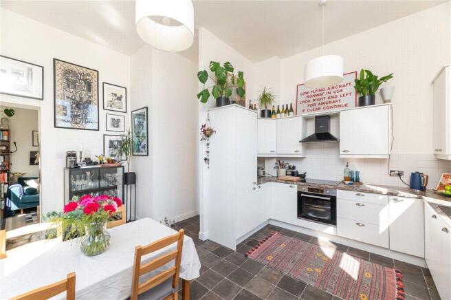 2 bed Apartment for sale Image 8