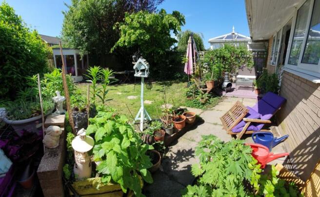 Photo 9