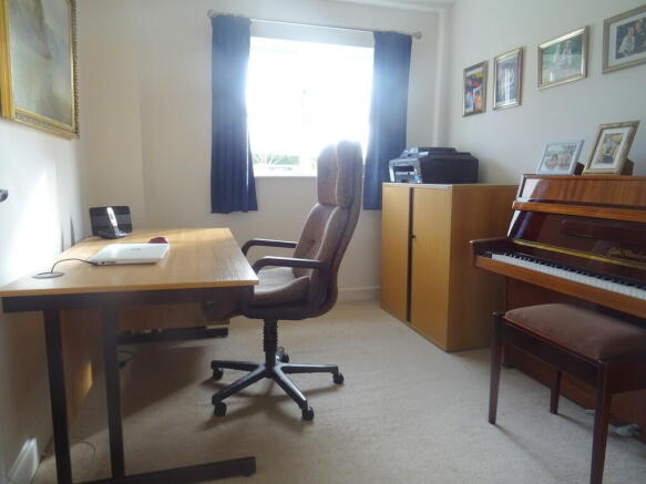 Photo 12