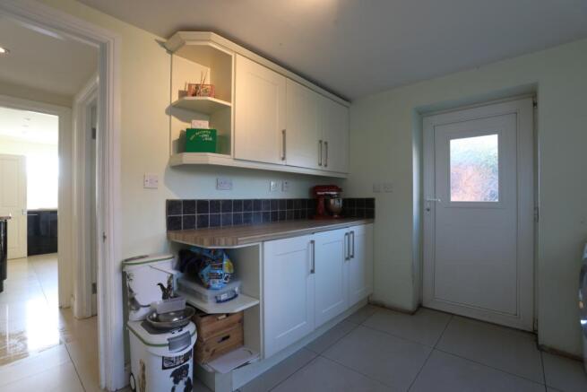 IMAGE 7