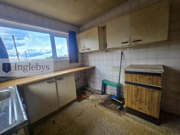 3 bed Terraced for sale Image 5