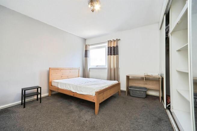 2 bed Apartment for sale Image 10