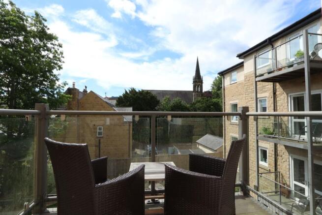 2 bed Retirement Property for sale Image 10
