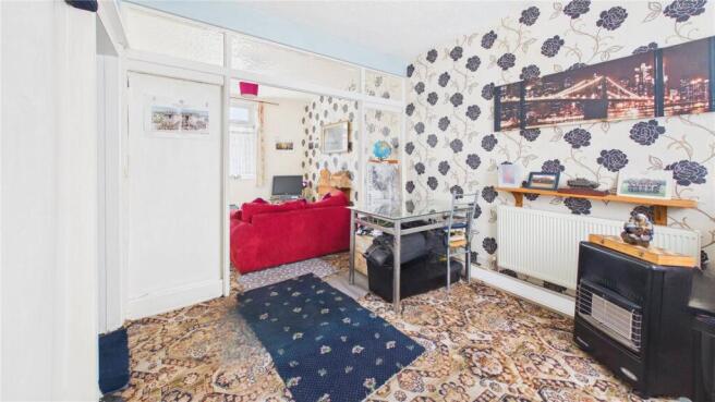 2 bed Terraced for sale Image 3