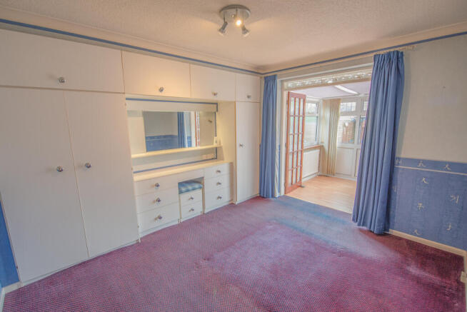 2 bed Bungalow for sale Image 10