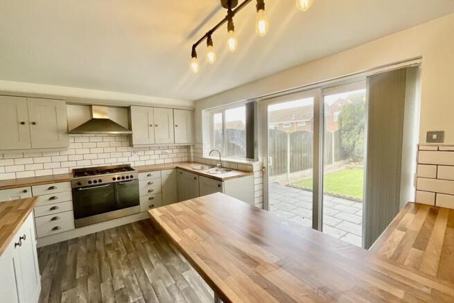 Kitchen Diner 