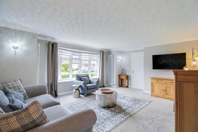 2 bed Detached Bungalow for sale Image 8