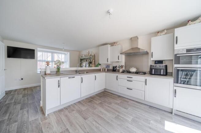 Open Plan Dining Kitchen