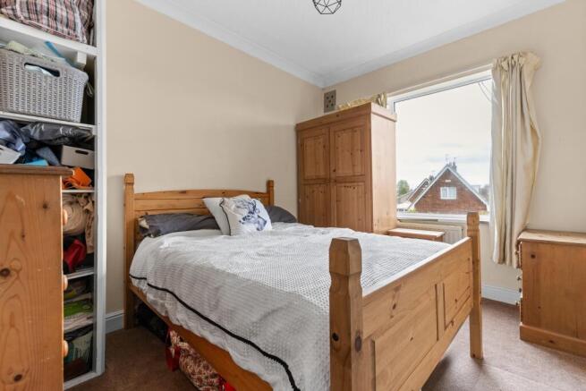 3 bed Terraced for sale Image 12