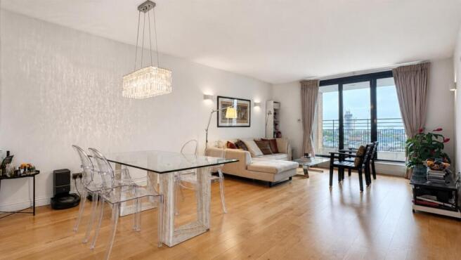 Flat 640, Point West1.jpg