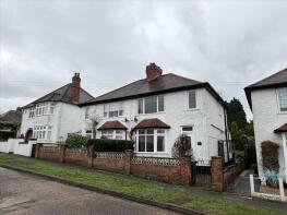 5, Charnwood Grove, Hucknall NG15 6QL