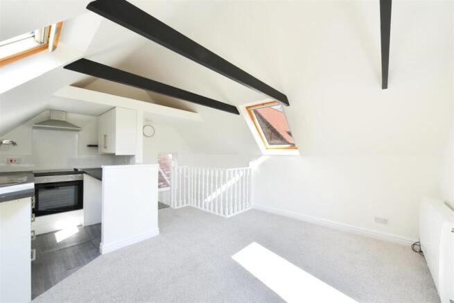 Kitchen/ Living Area