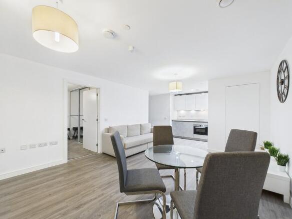 Lounge / Kitchen