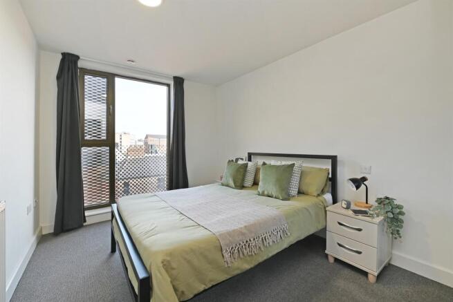 1 bed Apartment to rent Image 5