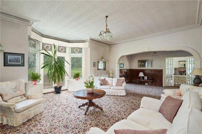 8 bed Detached for sale Image 5