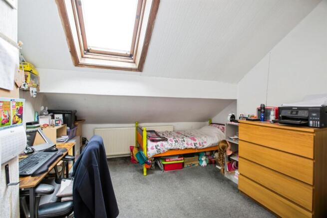 5 bed Terraced for sale Image 5