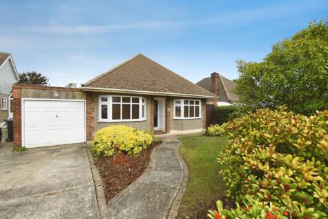 Picton Close, Rayleigh, Essex, SS6