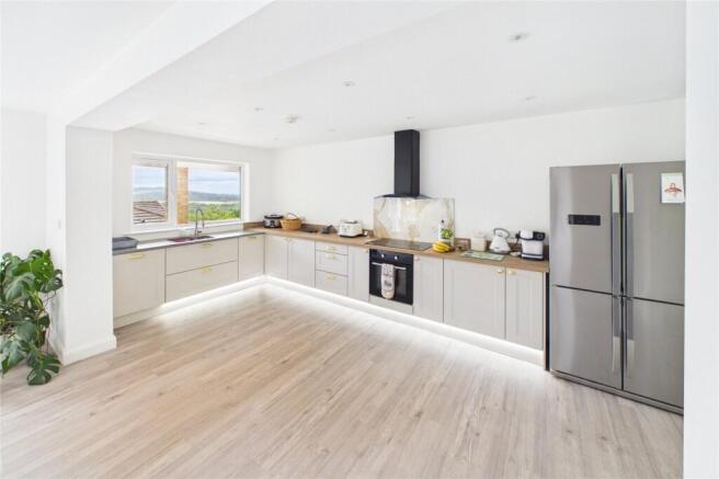 3 bed Detached for sale Image 7