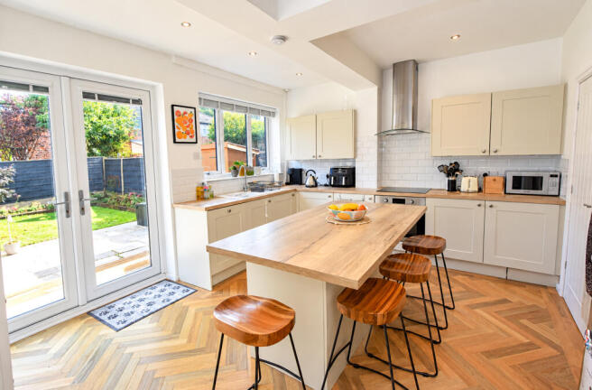 10 Thornton (4)